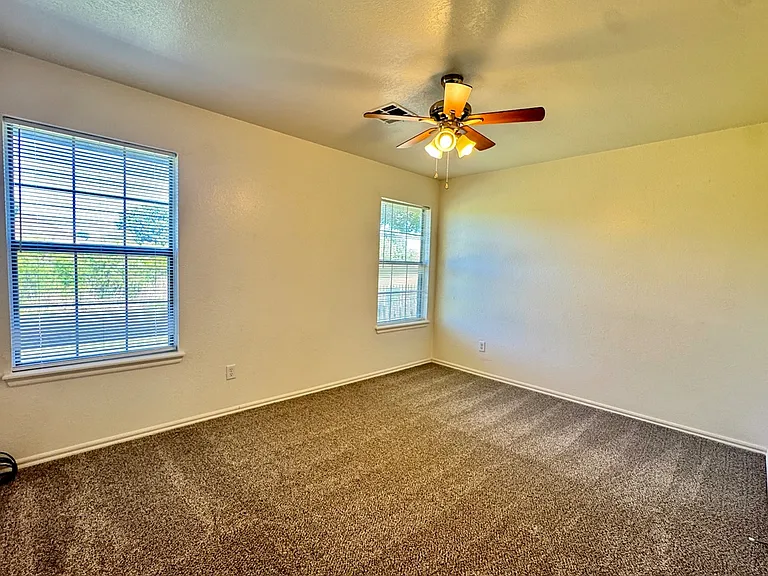 17609 Gold Dr — Photo 12
