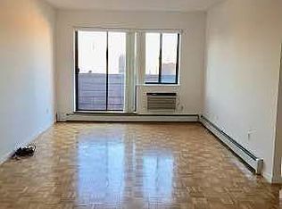 65-83 Austin St #6E, Rego Park, NY 11374