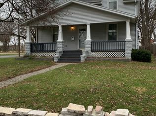 811 W Mulberry St, Bloomington, IL 61701