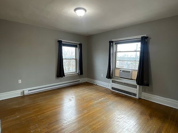 5th image of 168 N Balph Ave APT 2
