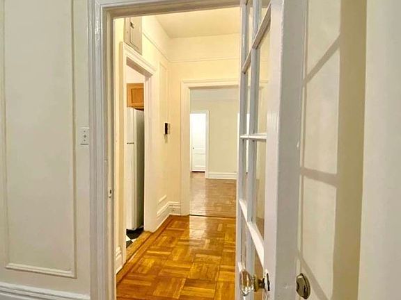5th image of 25 Eastern Pkwy APT 6E