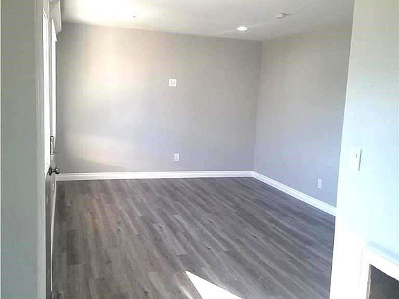 4th image of 38 Salem Ln