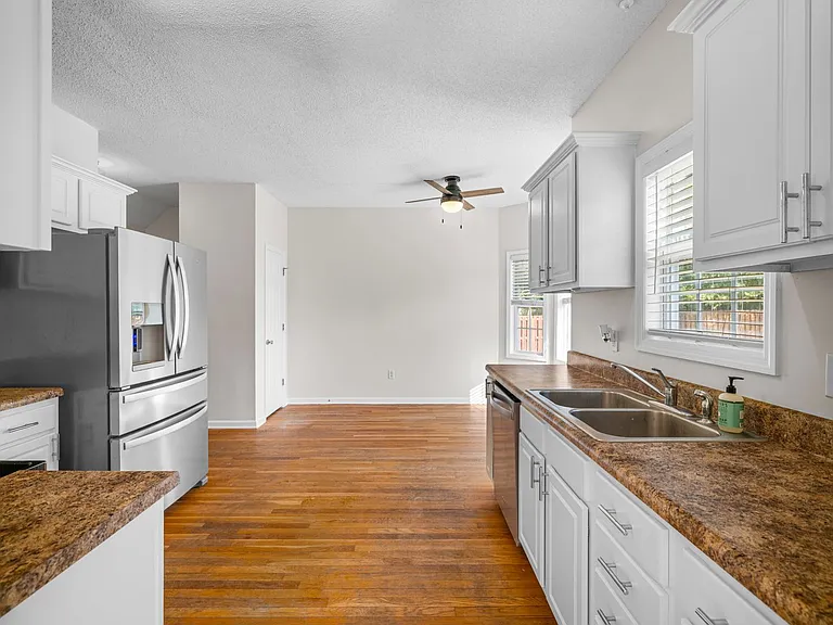 217 Derby Downs Dr — Photo 15