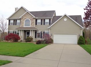 1252 Windward Ln, Kent, OH 44240