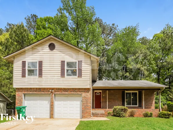 4073 Cedar Ridge Trl, Stone Mountain, GA 30083