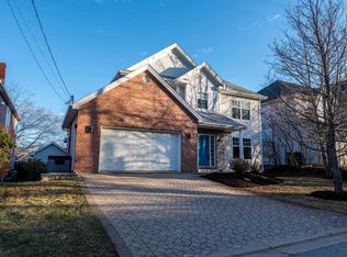 5706 Southwood Dr, Halifax, NS B3H 4P4