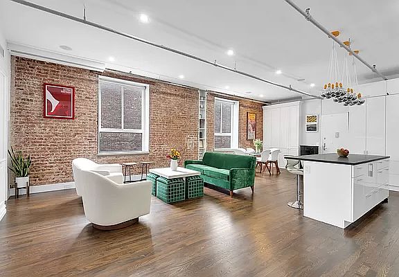 5th image of 112 W 18th St APT 5C