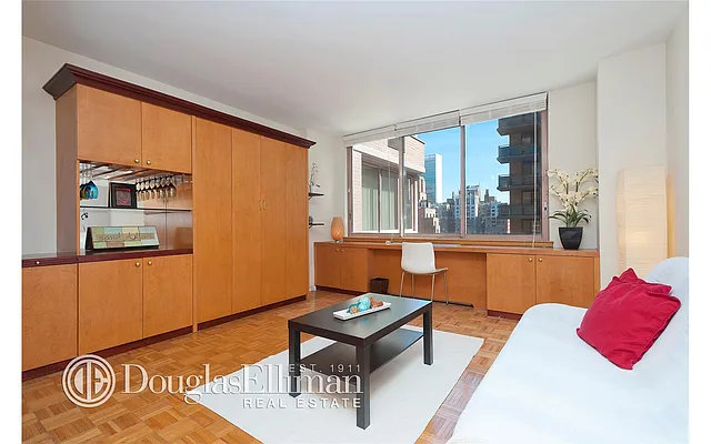 Sold by Douglas Elliman | media 17