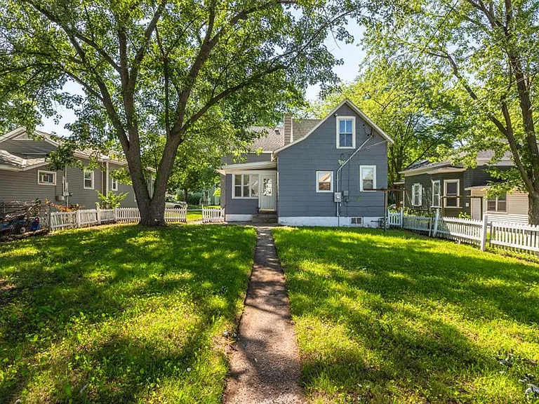 1512 Charles St — Photo 21