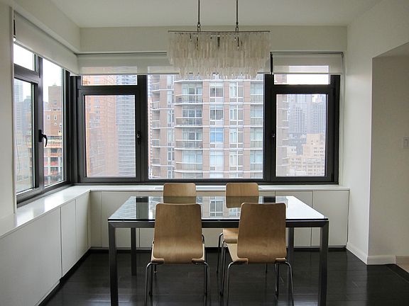 4th image of 160 E 65th St #17BC
