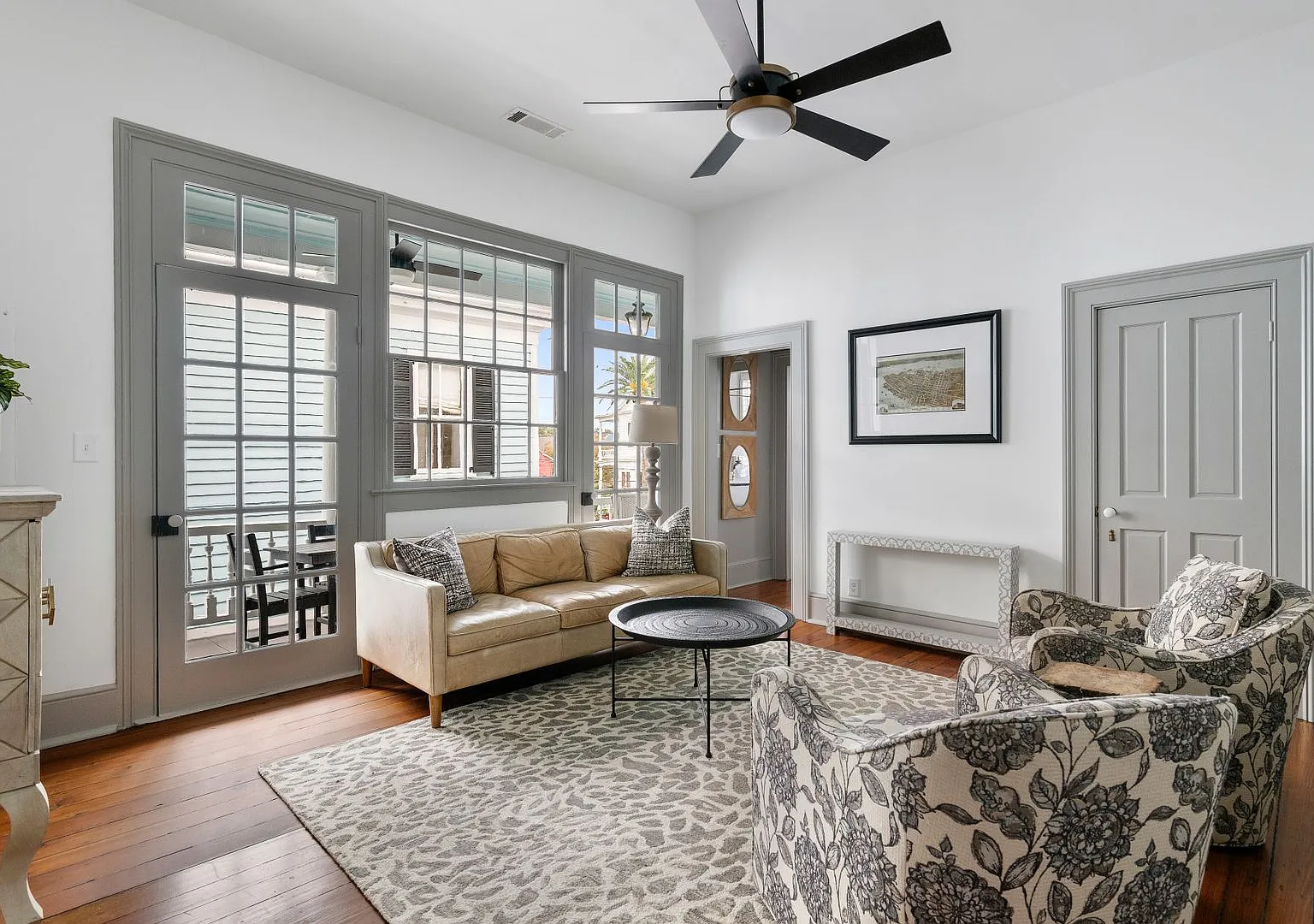 The Blue Heron- 135 Broad Street, Unit B — Photo 1