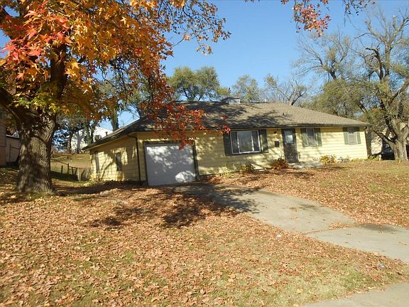2nd image of 3604 E Gregory Blvd