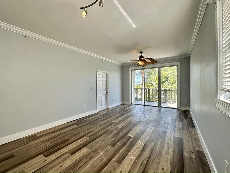 27 Royal Palm Way #406 — Photo 17