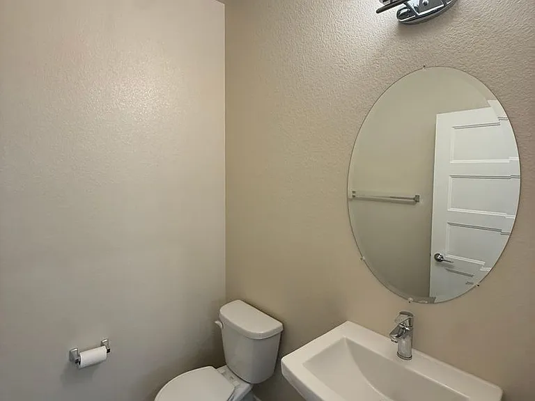 4310 Ocean Ln — Photo 8