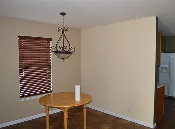 5th image of 1004 Estate Dr