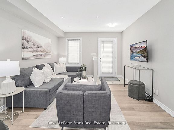 4th image of 2500 Hill Rise Ct #127