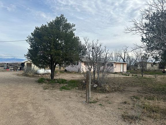 3rd image of 330 W Packing Plant Rd