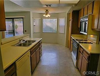 4th image of 1027 N 2nd Ave