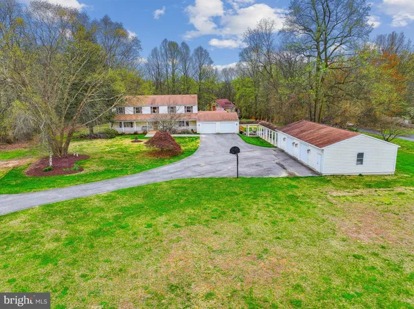 24601 Woodfield School Rd, Gaithersburg, MD 20882