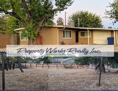 2985 Fairway Ave, Redding, CA, 96002