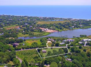 10 Cove Hollow Farm Rd, East Hampton, NY 11937