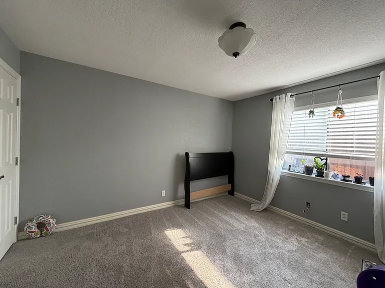 1410 Paris Dr — Photo 16