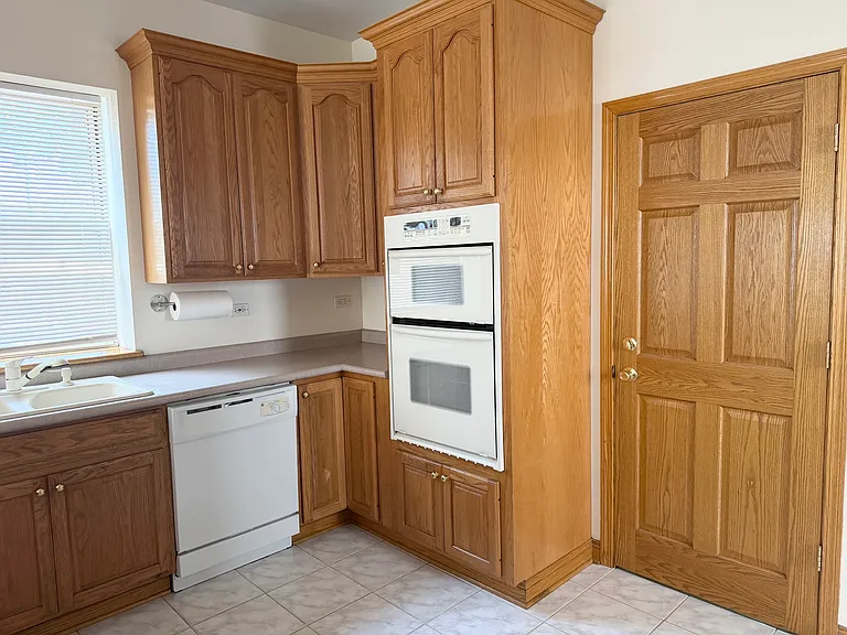 8016 Floral Ave #1 — Photo 6