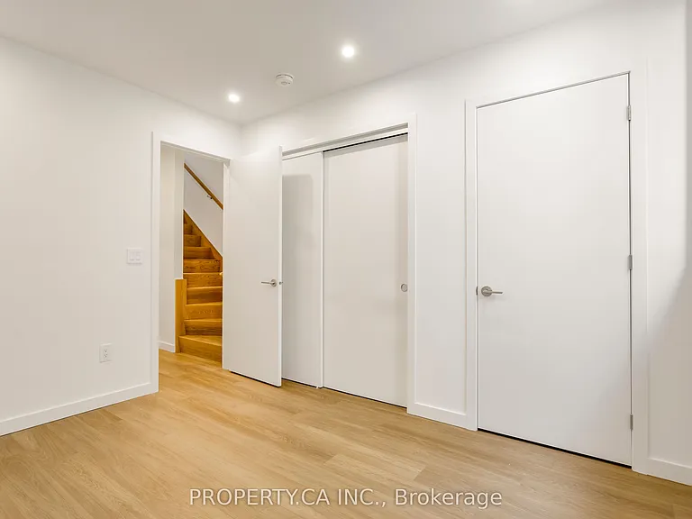 301 Keele St #1 — Photo 44
