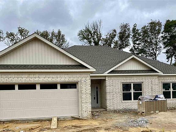 2nd image of 8849 Wingate Dr