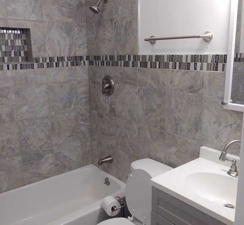 1st image of 817 Cawood St