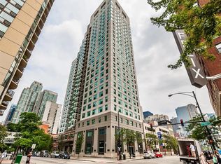 West77 Apartments, Chicago, IL 60654