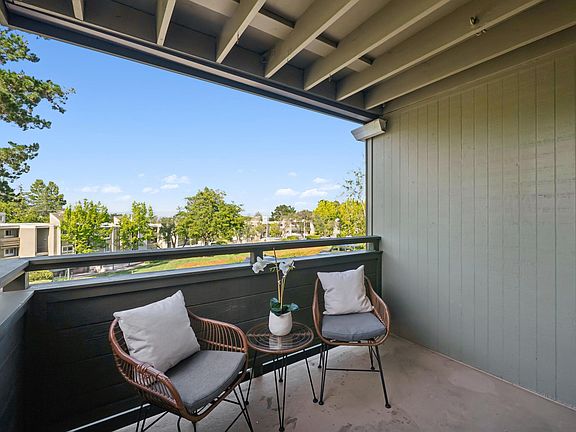 5th image of 4028 Farm Hill Blvd APT 5
