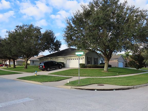 2nd image of 850 Princeton Dr