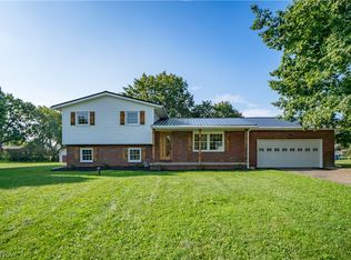 1232 Canyon St NE, Uniontown, OH 44685