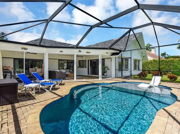 167 Torrey Pines Point, Naples, FL 34113