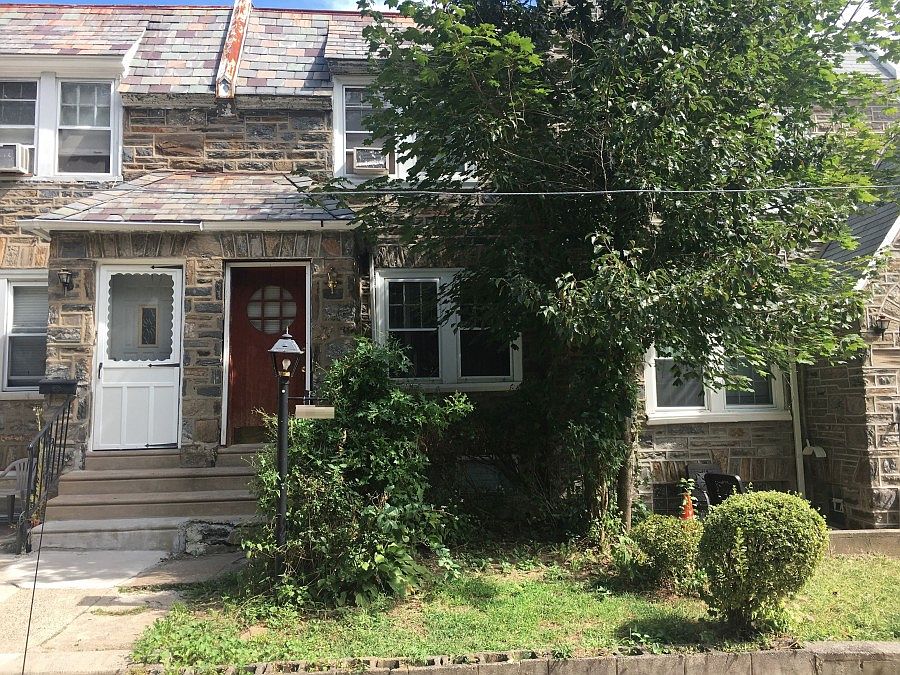 1st image of 2215 N Hobart St
