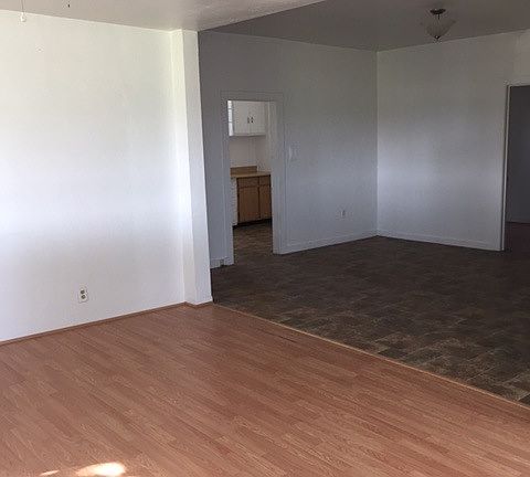 hardwood laminate flooring