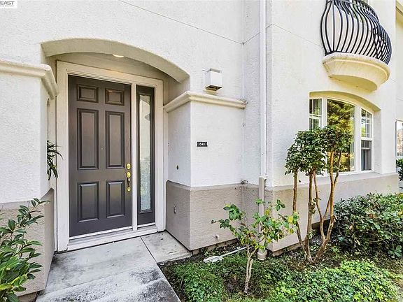3rd image of 35407 Monterra Cir