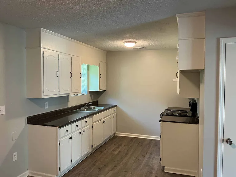 114 McGee Loop — Photo 3