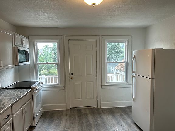 2nd image of 3703 E Barnard Ave #A