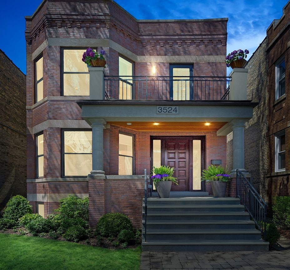 3524 N Oakley Ave, Chicago, IL 60618 | Zillow