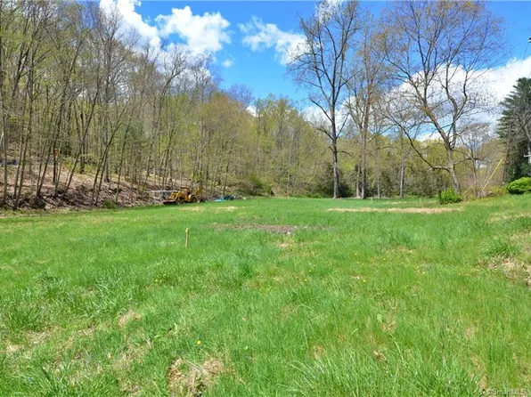 123 Hanover Road, Newtown, CT 06470