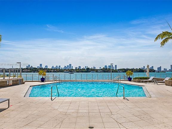 5th image of 800 West Ave APT 238