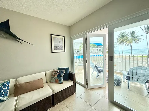 Ocean Dr #B-4 Photo 1
