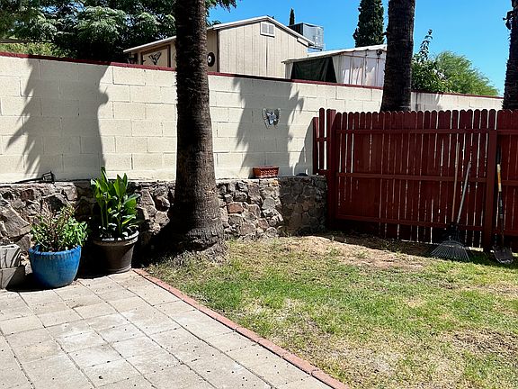 4th image of 1055 W Anza Dr #2