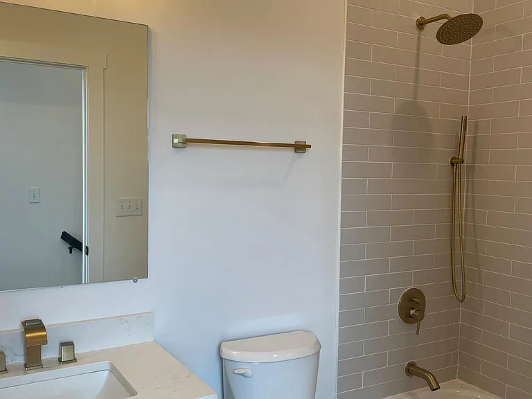 121 Micah Point #A — Photo 7