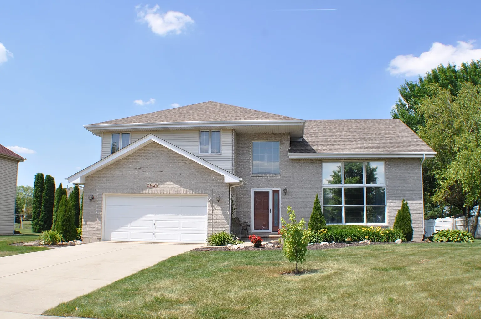 24026 W Douglas Dr photo 1