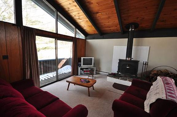 2nd image of 16 Heritage Dr