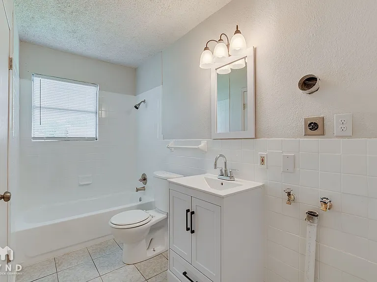 5054 Virgil St — Photo 16