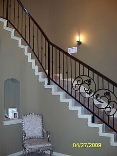 2nd image of 3313 Delfina Dr
